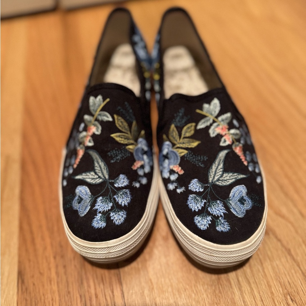 Keds Black Embroidered Floral Slip-On Sneakers Size 8